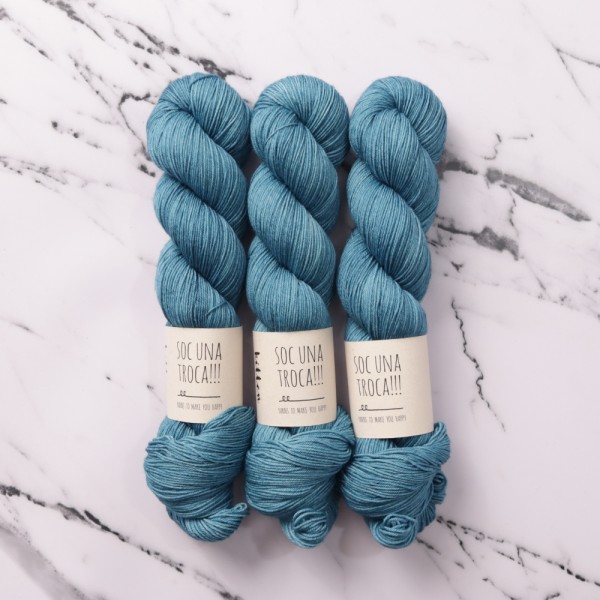 Soc una Troca - Kitten Blue Bno.6