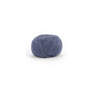 590 DMC Natura Linen - 17 590 DMC Natura Linen - 17