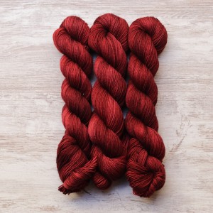 64 Lana Merino - Kitten Red Wine 64 Lana Merino - Kitten Red Wine